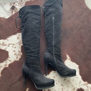 Steve Madden over the knee boots! 🖤